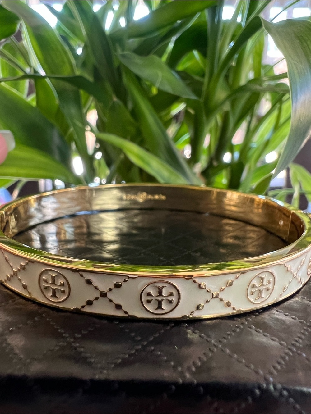 Tory Burch Cream Enamel Gold Logo Quilted Bangle